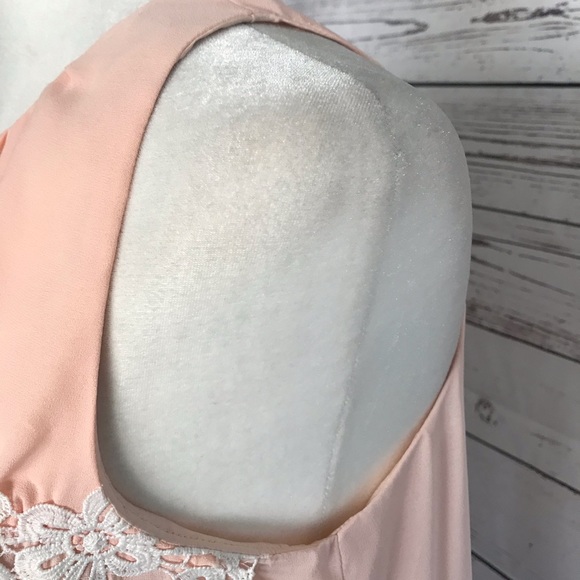 Loft lace top - Picture 6 of 8